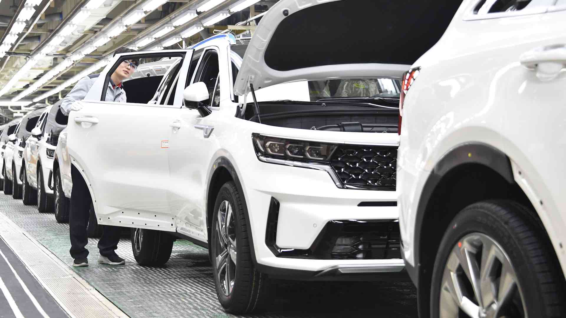 $37 billion in Korean auto exports driven by hybrid demand